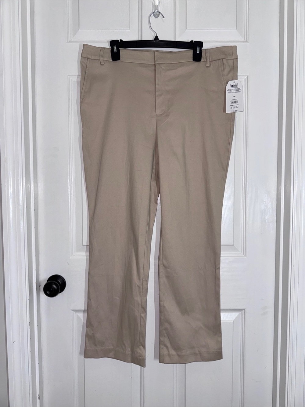 Time and Tru Beige Khaki Straight Leg Flat-Front Pants size 16 NWT - Picture 2 of 12